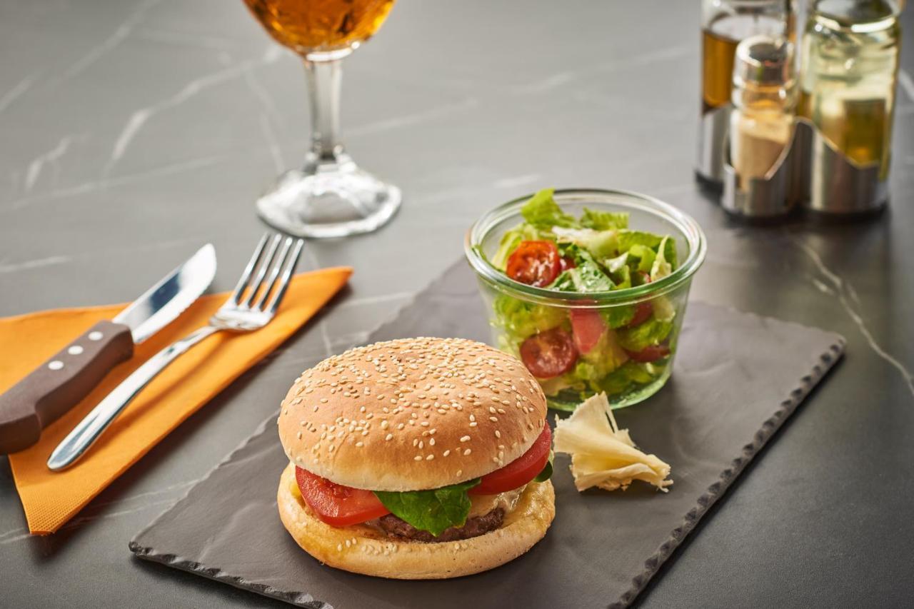 Ibis Bethune Centre Gare מראה חיצוני תמונה
